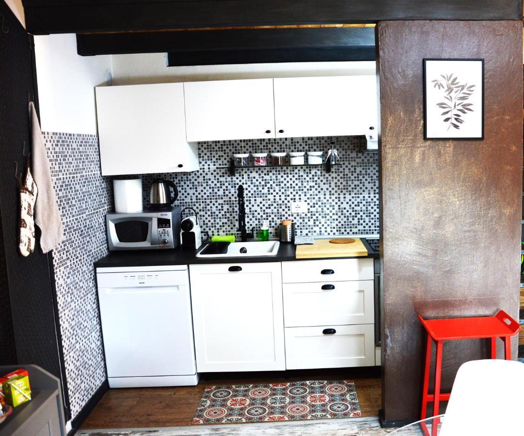 La Petite Maison De Claire Кунео Экстерьер фото